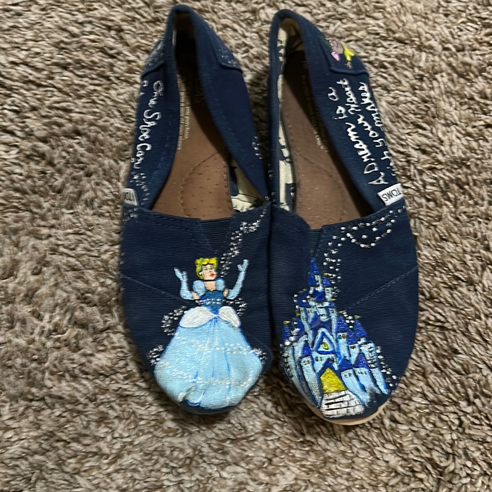 Cinderella Hand painted toms